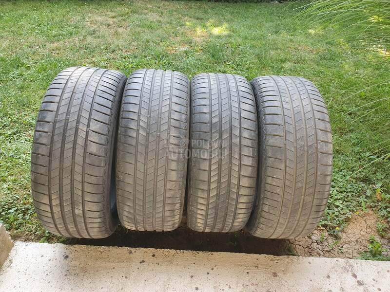 Bridgestone 235/45 R18 Letnja
