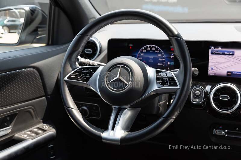 Mercedes Benz GLA 200 d 4MATIC