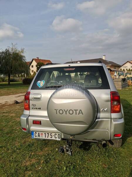 Toyota RAV 4 2.0 d4d