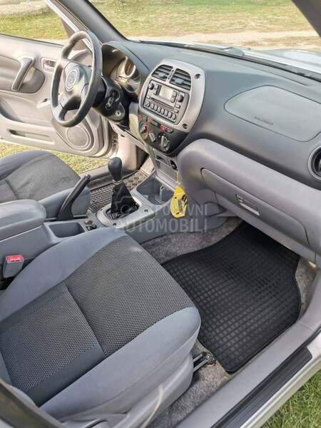 Toyota RAV 4 2.0 d4d