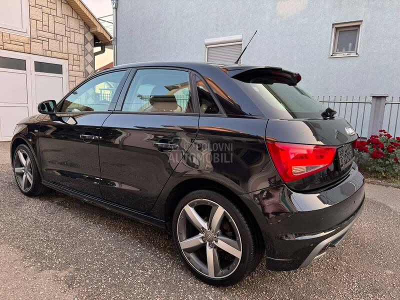 Audi A1 1.2 TFSI S-LINE CH