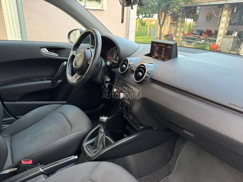 Audi A1 1.2 TFSI S-LINE CH