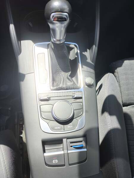 Audi A3 150hp S-Tronic Sline