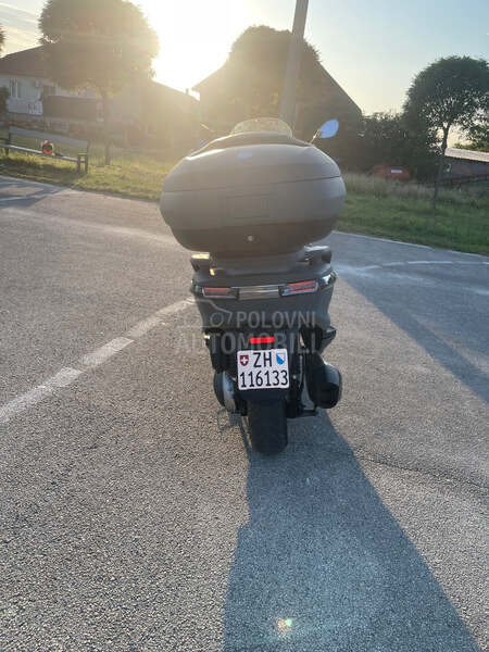 Piaggio x10 350