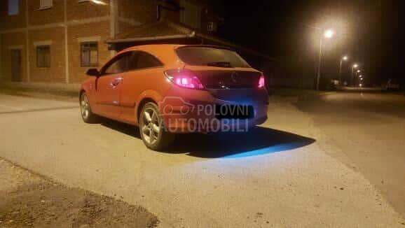 Opel Astra H GTC