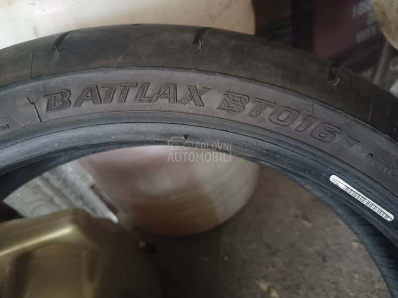 Bridgestone 120/70 R17 Sve sezone