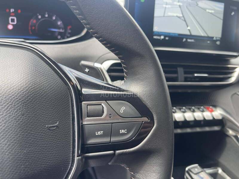 Peugeot 3008 1.2 B Autom