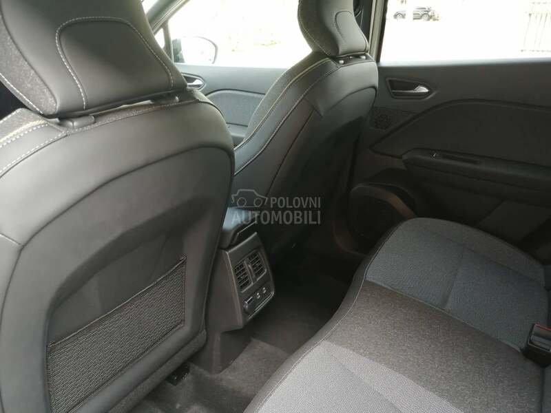 Renault Captur MHEV TCe160 EDC