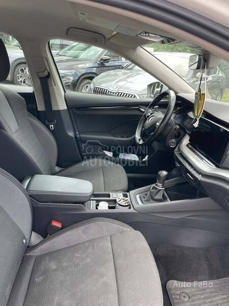 Škoda Octavia COMBI AMBITION