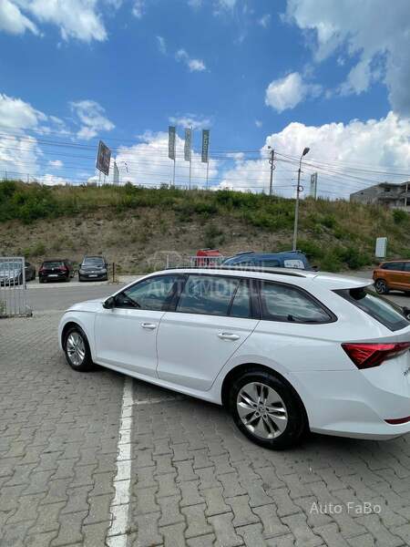 Škoda Octavia COMBI AMBITION