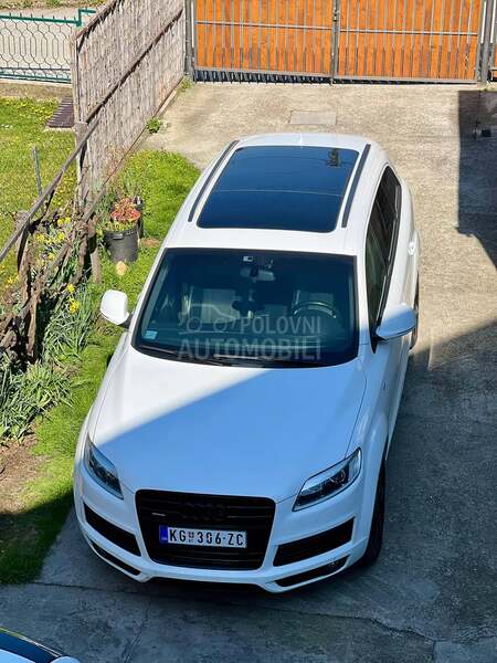 Audi Q7 3.0 TDI S-LINE