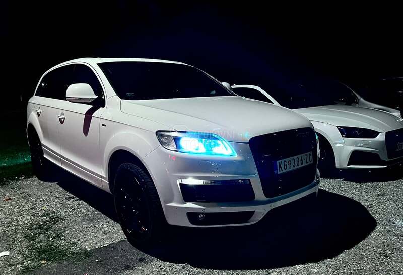 Audi Q7 3.0 TDI S-LINE