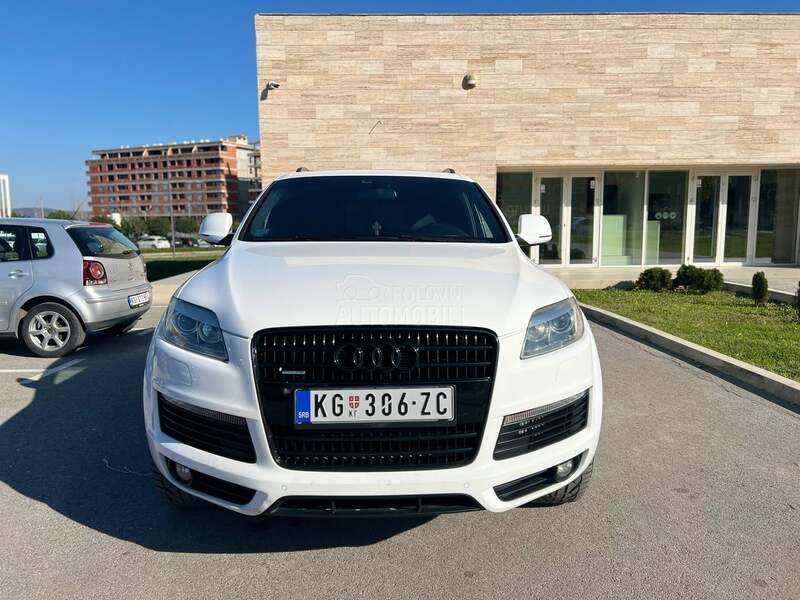 Audi Q7 3.0 TDI S-LINE