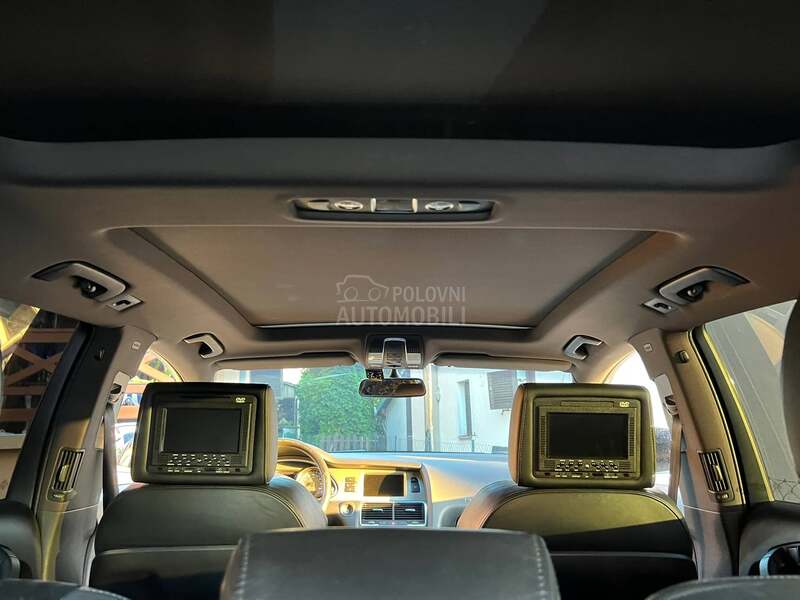 Audi Q7 3.0 TDI S-LINE