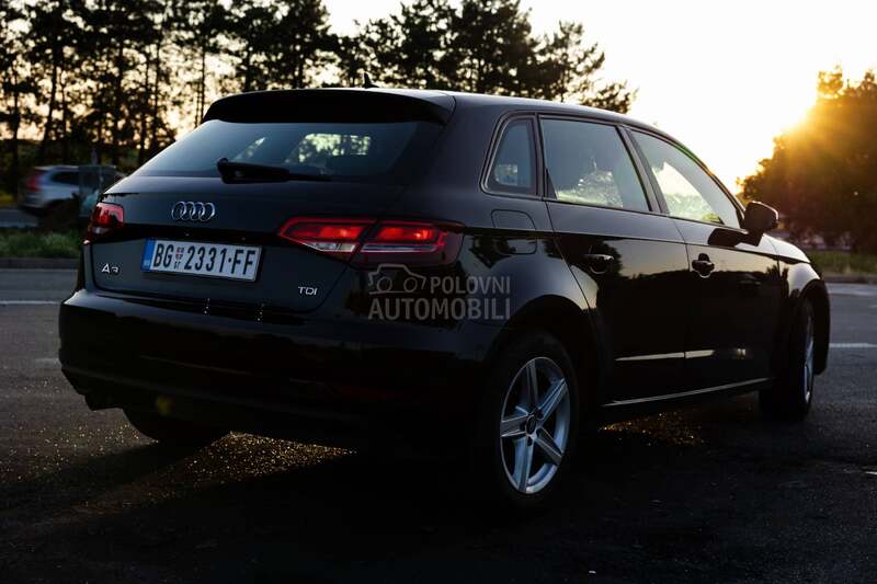 Audi A3 1.6  TDI S-Tronic