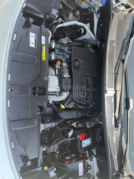 Peugeot 3008 1.6 HDI