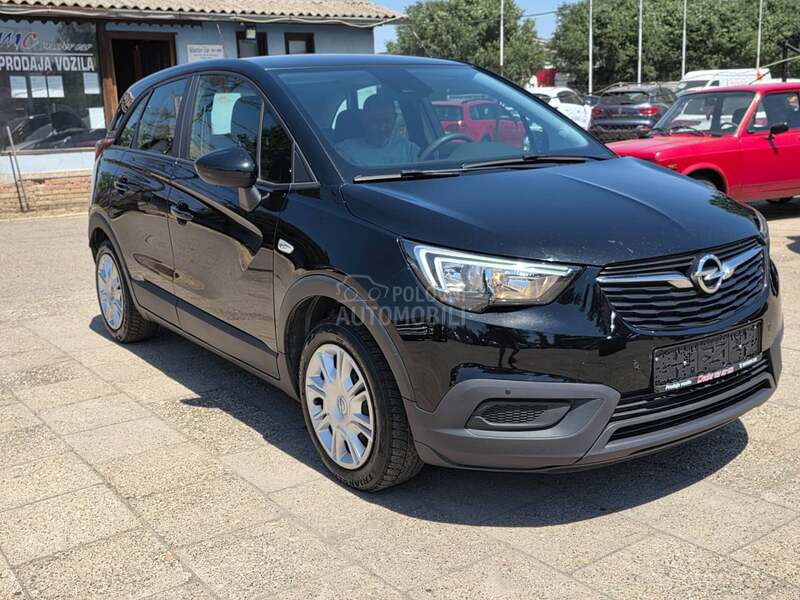 Opel Crossland X  1.2b LED/TEMPOM