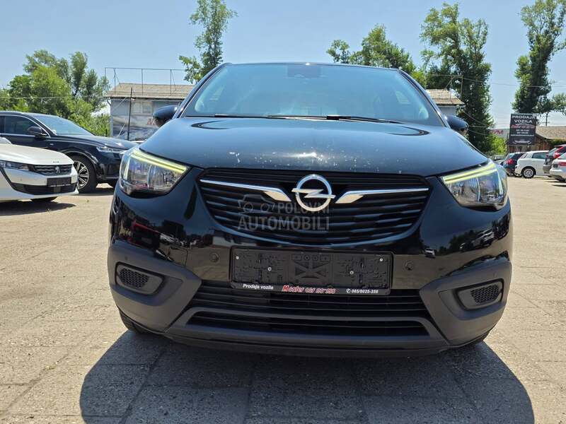 Opel Crossland X  1.2b LED/TEMPOM
