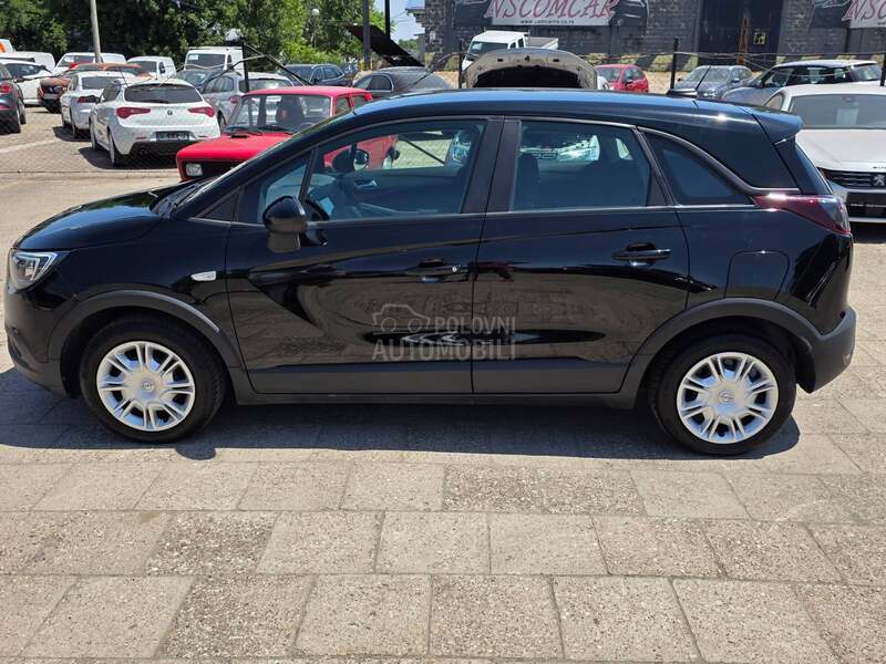 Opel Crossland X  1.2b LED/TEMPOM