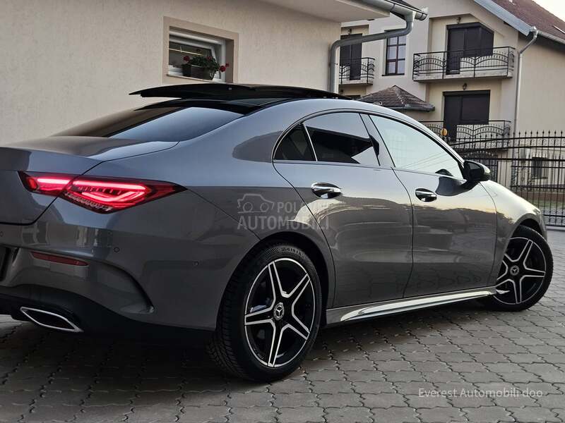 Mercedes Benz CLA 180 AMG/PANO/MEMOR
