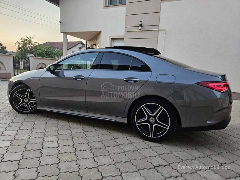 Mercedes Benz CLA 180 AMG/PANO/MEMOR