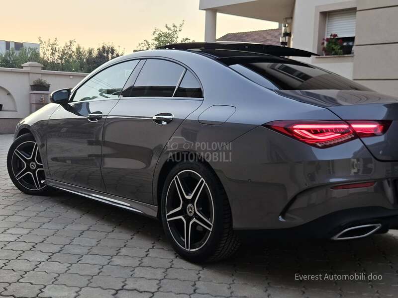 Mercedes Benz CLA 180 AMG/PANO/MEMOR