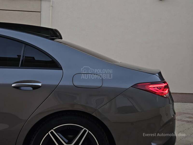 Mercedes Benz CLA 180 AMG/PANO/MEMOR