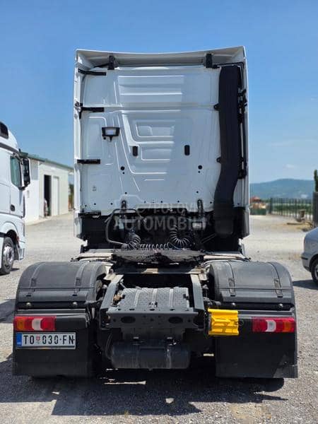 Mercedes Benz Actros 1845