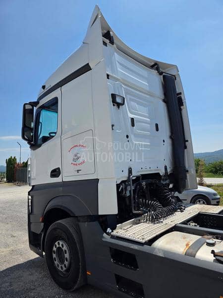 Mercedes Benz Actros 1845