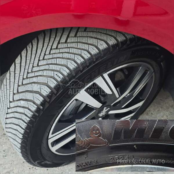 Peugeot 208 1.2b/Allure/Virt/Acc