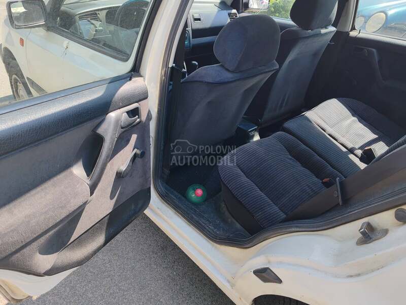 Volkswagen Golf 3 1.8