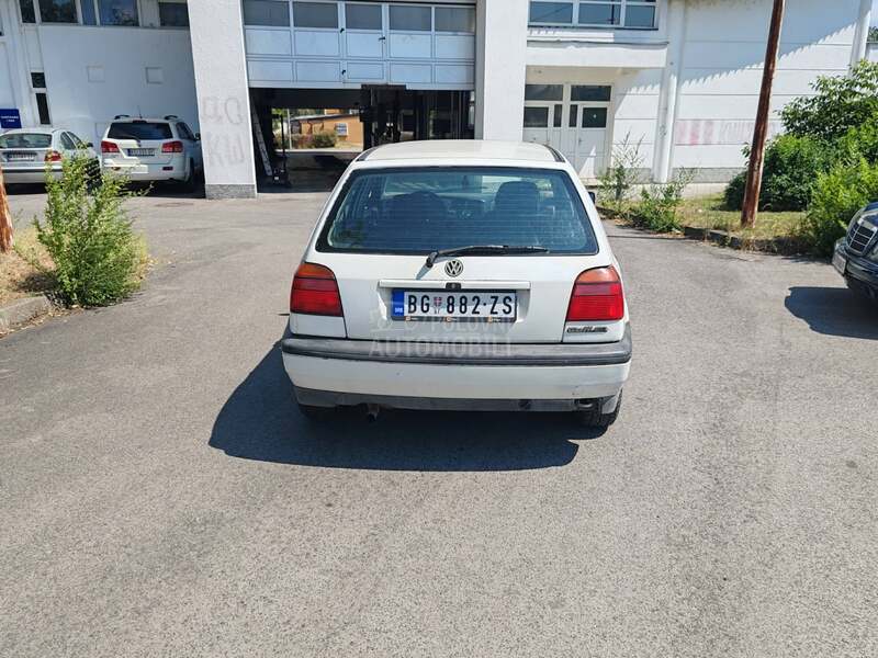 Volkswagen Golf 3 1.8