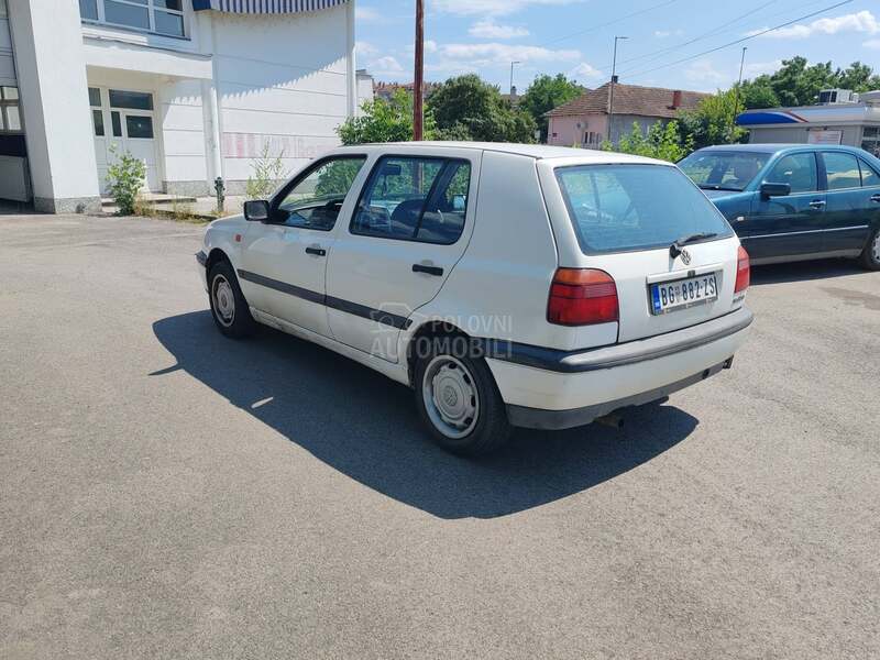 Volkswagen Golf 3 1.8