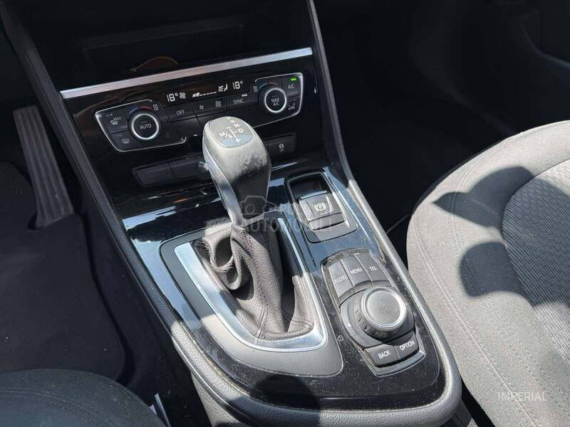 BMW 216 D Autom