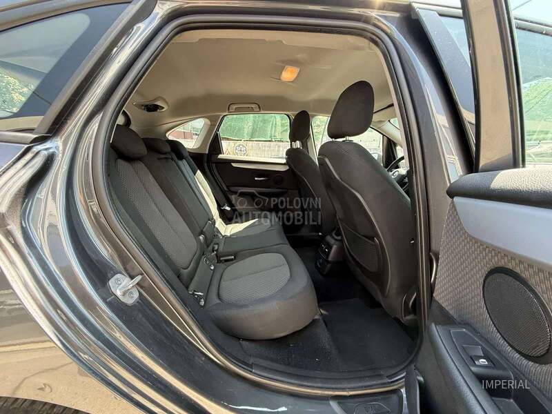 BMW 216 D Autom