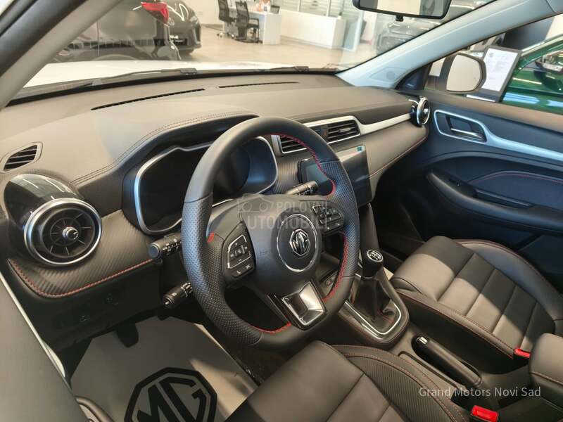 MG ZS 1.5 106hp 4 cilindra