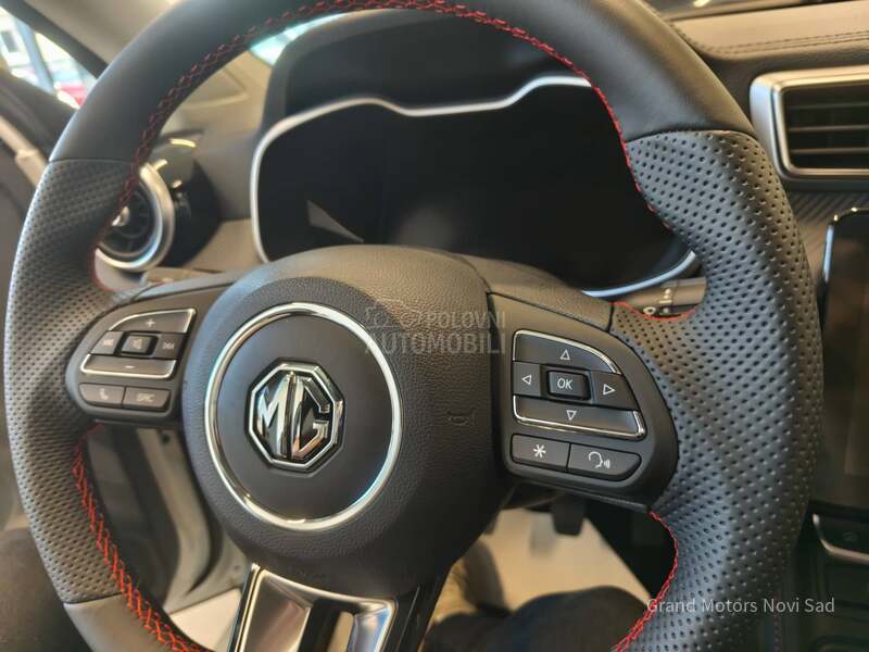 MG ZS 1.5 106hp 4 cilindra