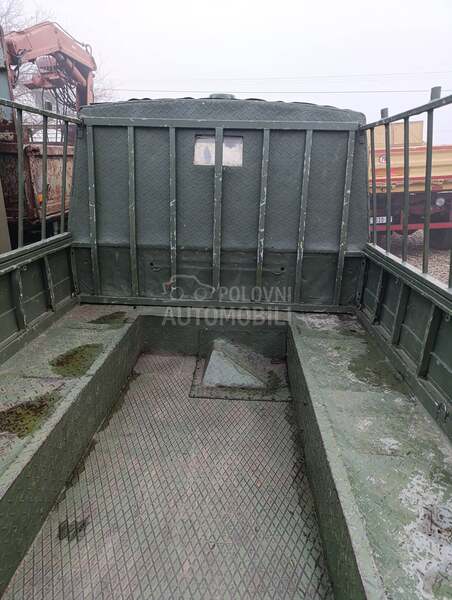 Pinzgauer 710M