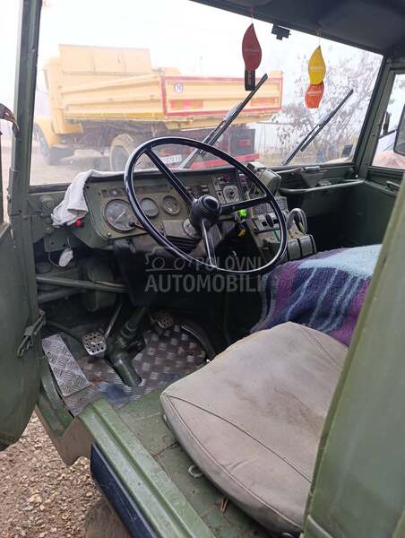 Pinzgauer 710M
