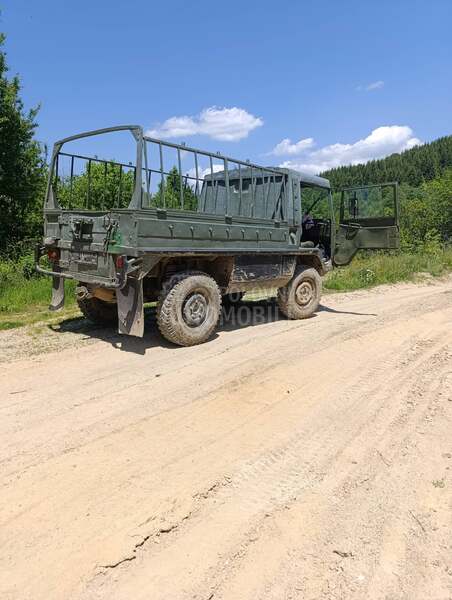 Pinzgauer 710M