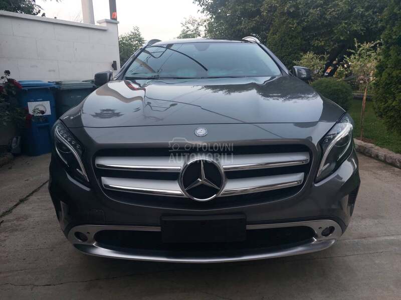 Mercedes Benz GLA 200 4 MATIC
