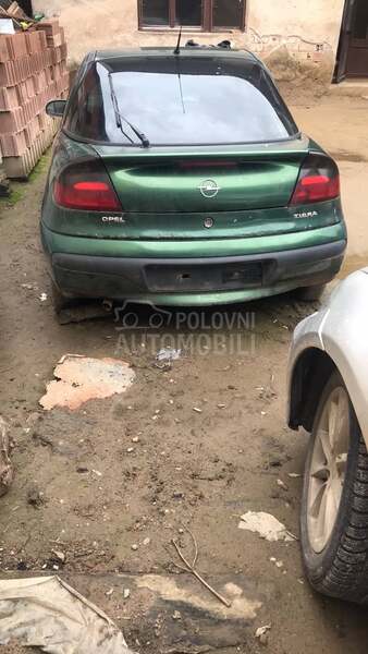 Opel Tigra 1.4