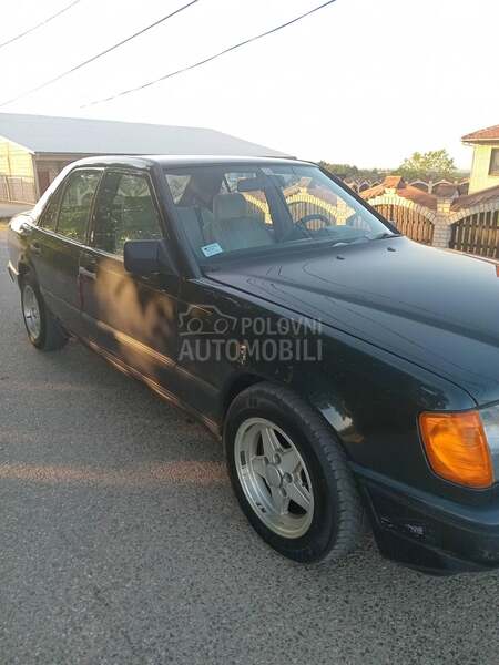 Mercedes Benz E 124 