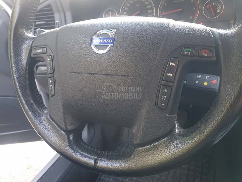 Volvo V70 2.0 T