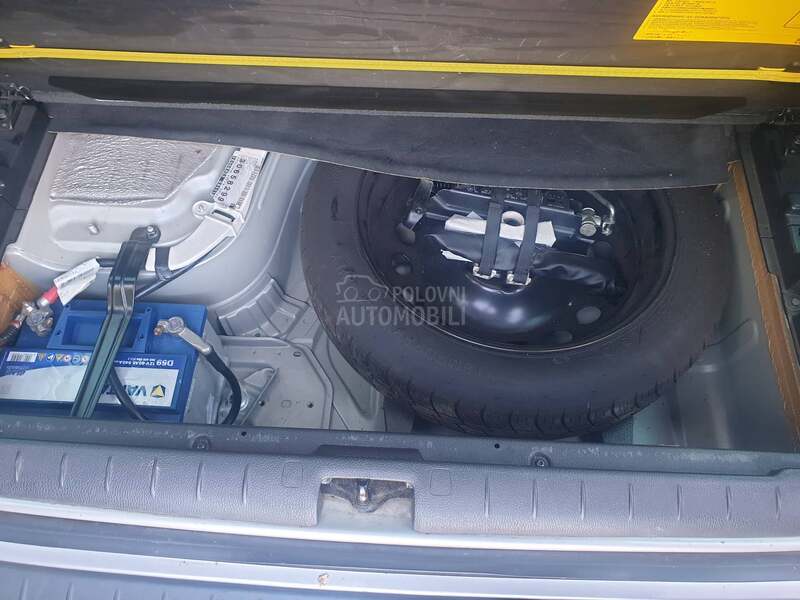 Volvo V70 2.0 T