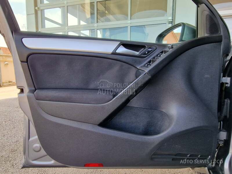 Volkswagen Golf 6 1.6 TDI xenon Led
