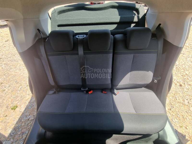 Citroen C3 1.2/SHINE/AUT