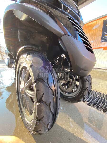 Piaggio mp3