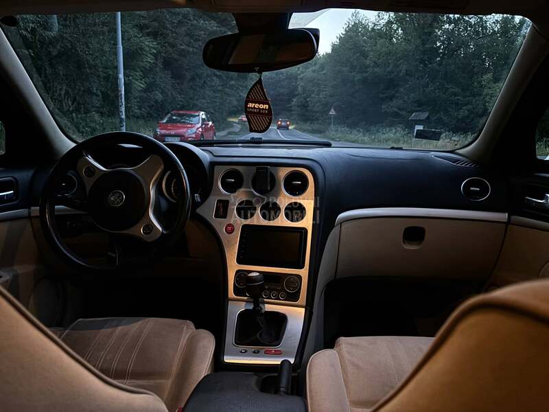 Alfa Romeo 159 1.9 jtdM