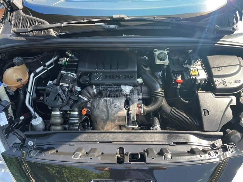 Peugeot 308 1.6 hdi